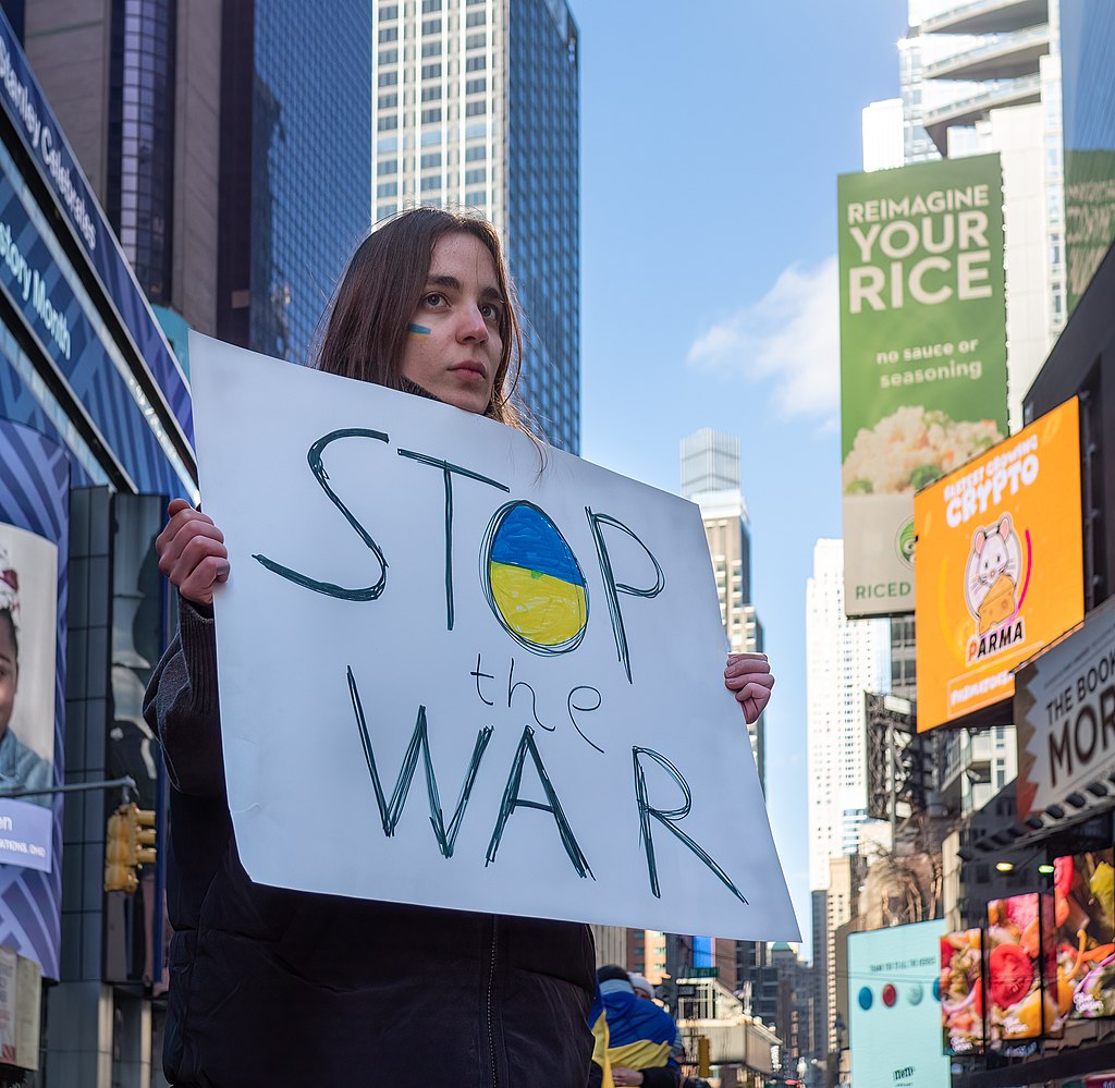 Protestor calling for end to war in Ukraine